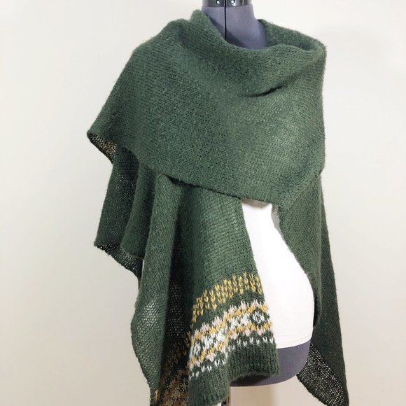 Wooden Ships Accessories - WOODEN SHIPS Serape Mercer Essential Wrap in Green w/Nordic Fair Isle Trim